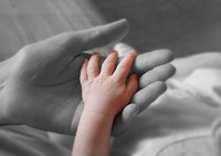 Bando Inps rivolto alle mamme che rientrano al lavoro dopo il congedo obbligatorio.